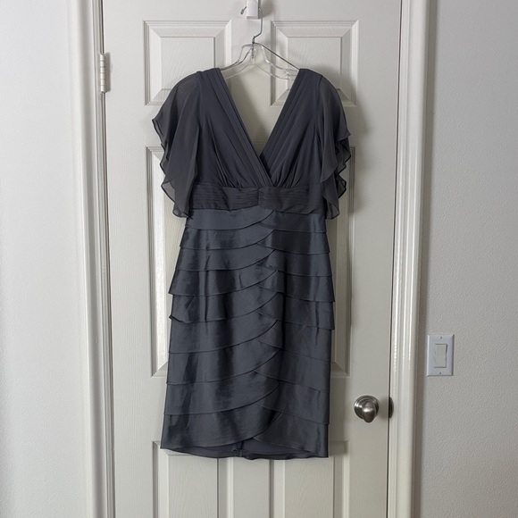 Adrianna Papell Dresses & Skirts - Elegant Gray Women's Dress